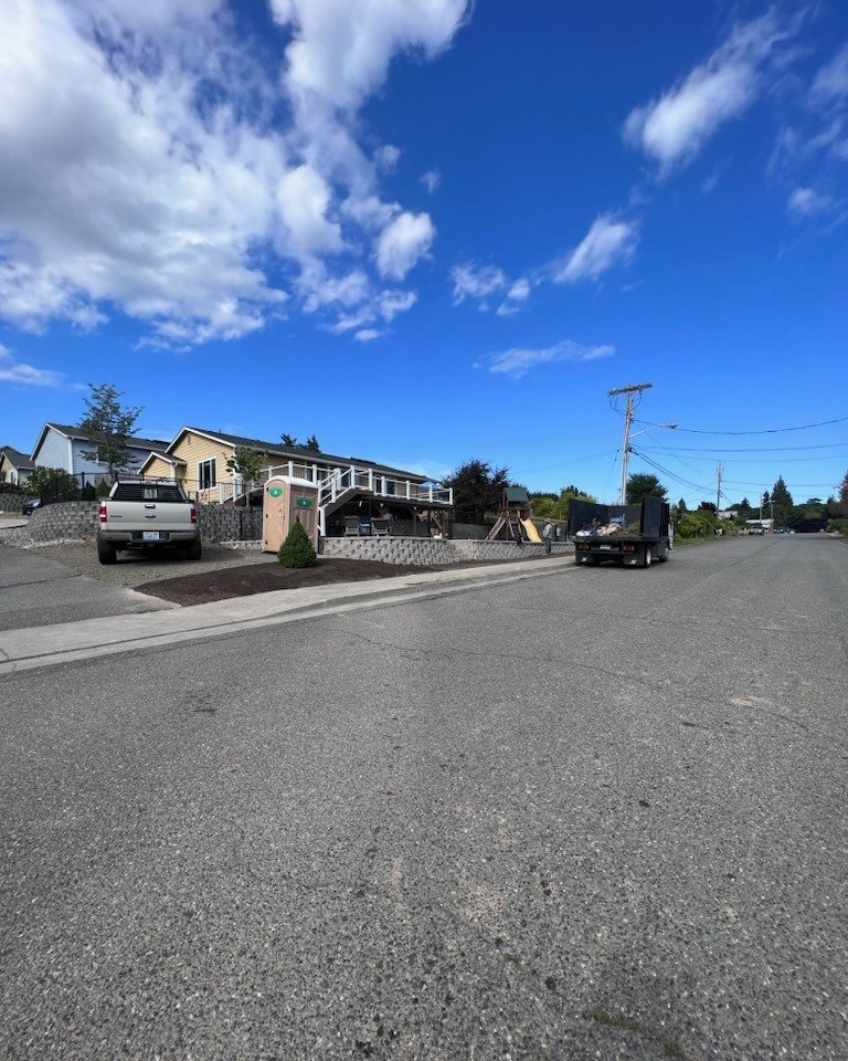 Oscars Landscaping & Construction LLC (10)